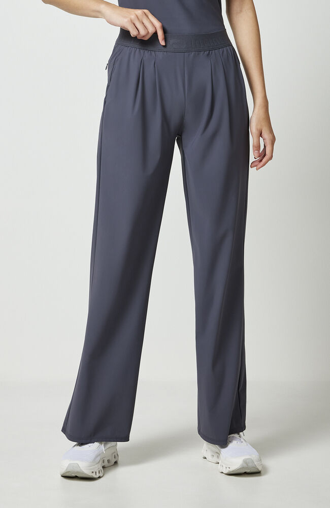 Women's High Rise 3-Pocket Wide Leg Scrub Pant | Cherokee Uniforms
