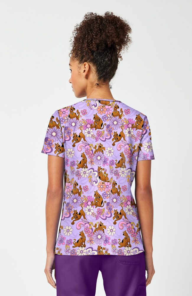 Women's Mystery Garden Scooby-Doo Print Scrub Top | Cherokee Uniforms