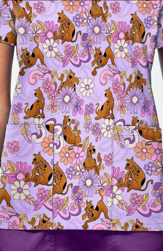Women's Mystery Garden Scooby-Doo Print Scrub Top | Cherokee Uniforms