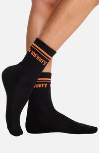 ::Black/ Vivid Orange