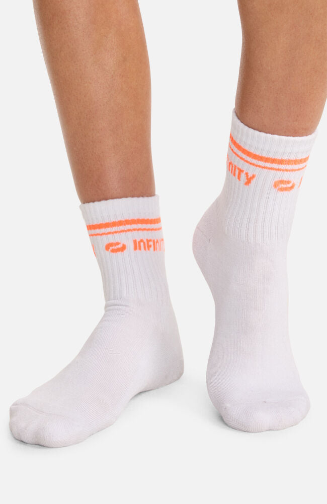 ::White/ Vivid Orange